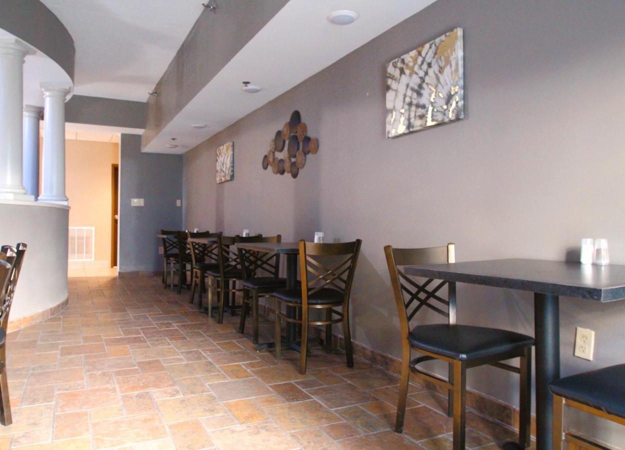 Baymont By Wyndham - Purdue Hotel 2*